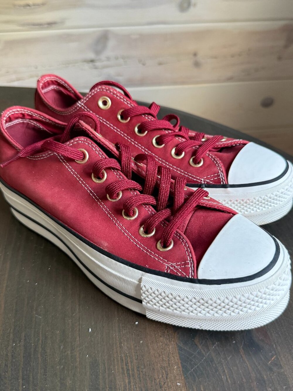 Converse Chuck Taylor All Star Platform Nubuck Low Top Thick Red White 7.5